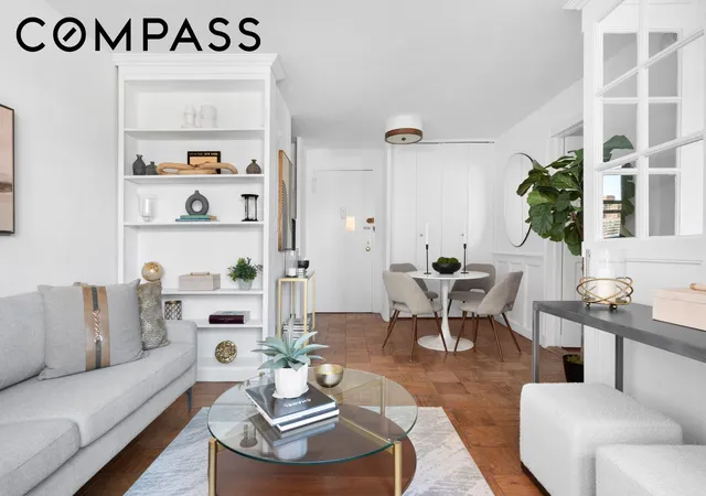 345-e-81st-st-17h-new-york-city-ny-10028/hzid_bd9ca1ee
