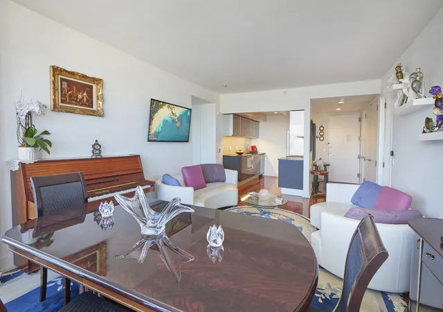 350-w-42nd-st-48c-new-york-city-ny-10036/hzid_00892e2f