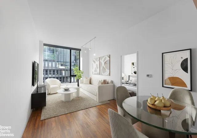 255-hudson-st-8d-new-york-ny-10013/hzid_c8e1a8f1