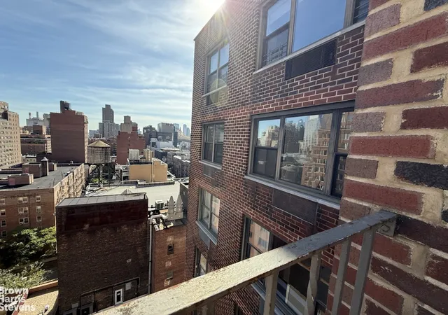 301-e-62nd-st-14ab-new-york-city-ny-10065/hzid_eed94c44