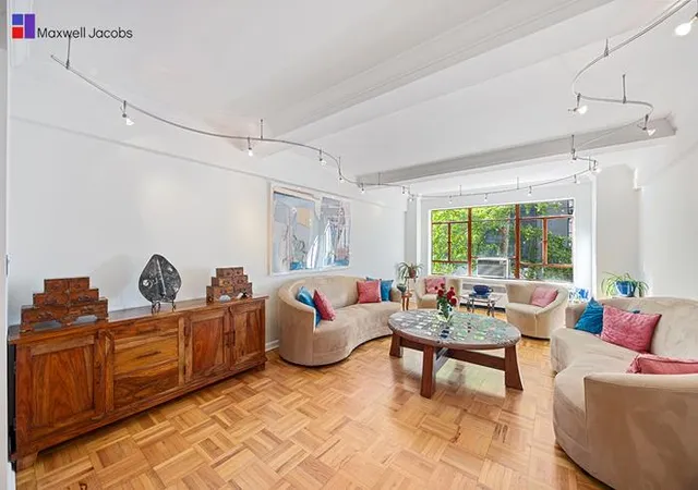 45-w-54th-street-3-c-new-york-ny-10019/hzid_b656ac17
