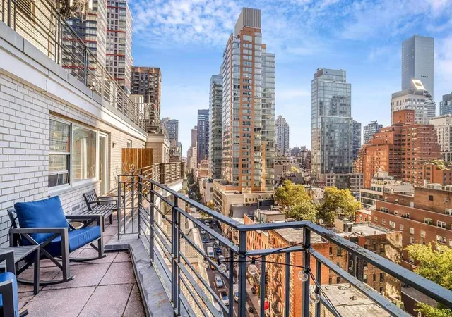 211-e-53rd-st-phd-new-york-city-ny-10022/hzid_49c63218