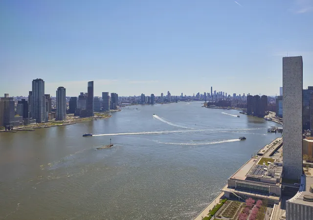 870-united-nations-plz-37-38a-new-york-city-ny-10017/hzid_f9edea5e