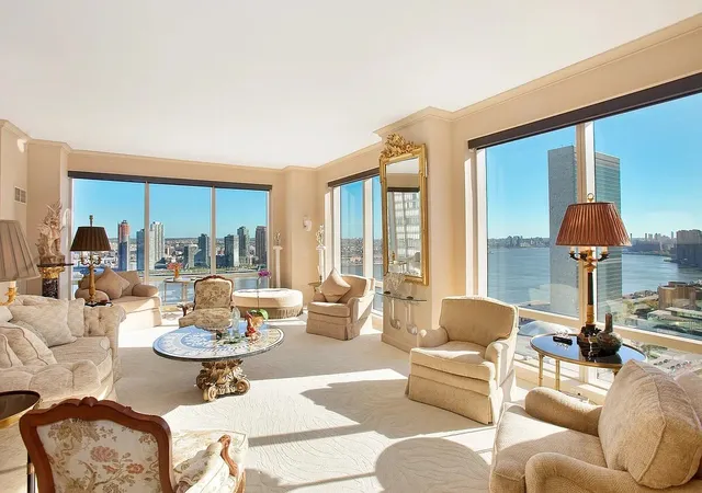 845-united-nations-plz-32b-new-york-city-ny-10017/hzid_d001b3ba