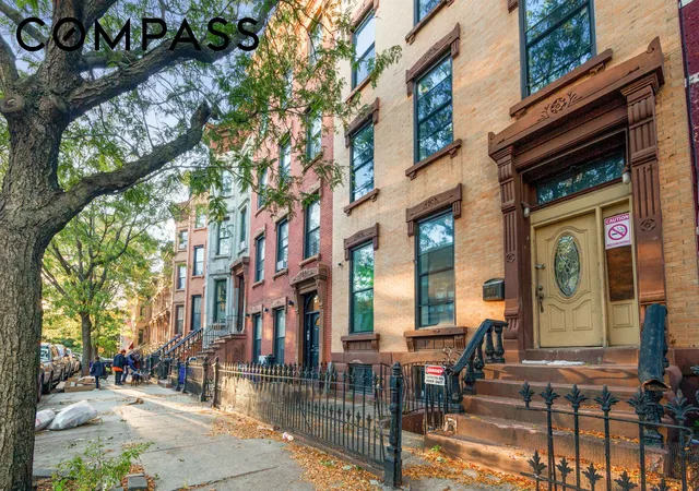913-lafayette-ave-new-york-city-ny-11221/hzid_94079600