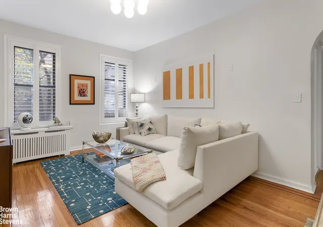 225-bennett-ave-2d-new-york-city-ny-10040/hzid_13715848