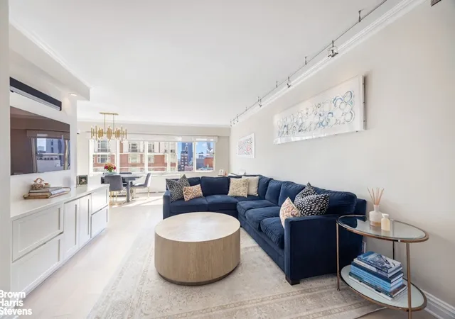 370-e-76th-st-a1002-new-york-city-ny-10021/hzid_ba0171e6