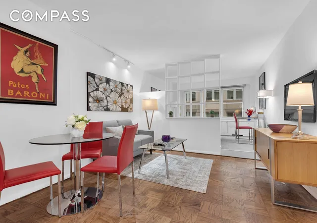 3-sheridan-sq-7g-new-york-ny-10014/hzid_5763a21d