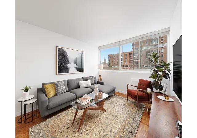 595-main-st-815-new-york-city-ny-10044/hzid_c624f142