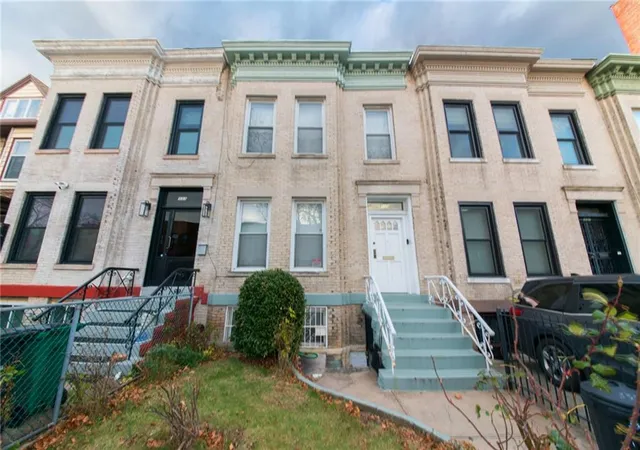 335-bay-ridge-pkwy-brooklyn-ny-11209/hzid_1c145831