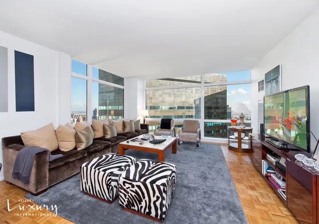721-5th-avenue-57c-new-york-ny-10022/hzid_5df82bbd