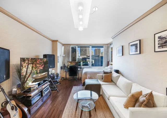 120-riverside-blvd-14-c-new-york-city-ny-10069/hzid_b0b25064