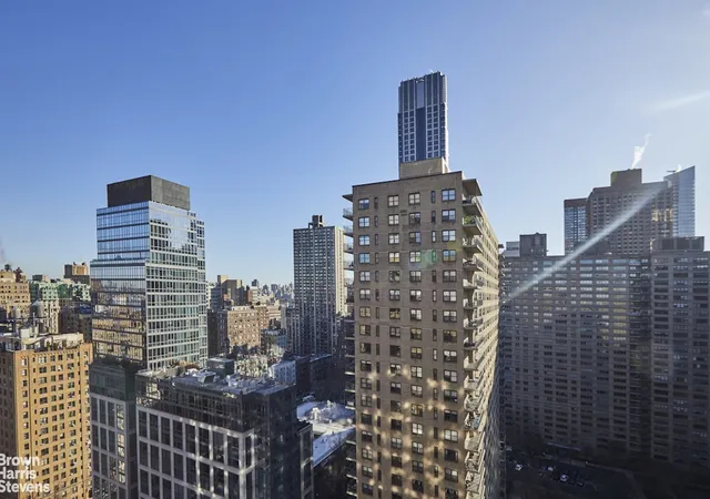 185-w-end-ave-26h-new-york-city-ny-10023/hzid_7bb694ec