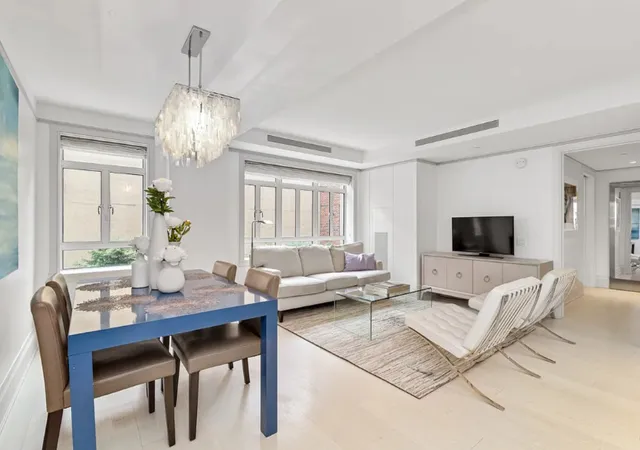 21-e-61st-st-4f-new-york-city-ny-10065/hzid_afa6fdda