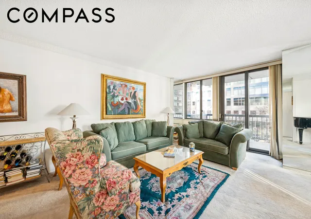 300-e-54th-street-3h-new-york-ny-10022/hzid_dc24afe0
