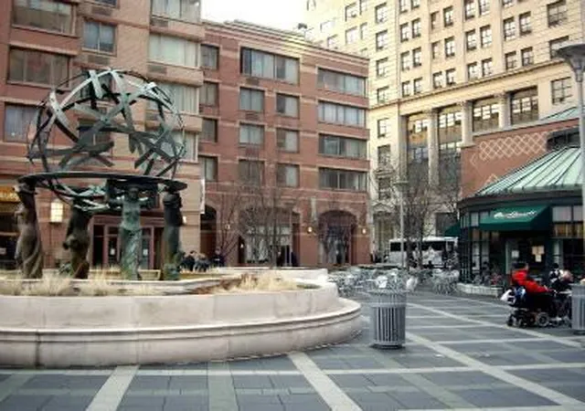 393-w-49th-street-3oo-new-york-ny-10019/hzid_55bcd0f1