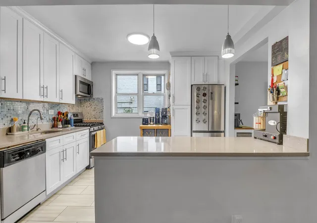 616-e-18th-street-1c-brooklyn-ny-11226/hzid_8c346869