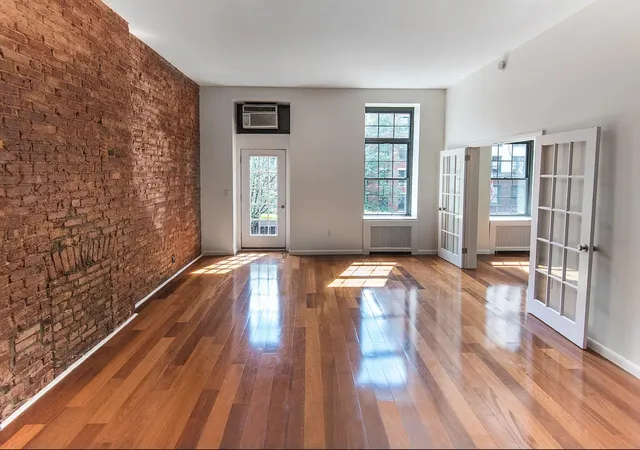 217-w-14th-street-3f-new-york-ny-10011/hzid_be84b460