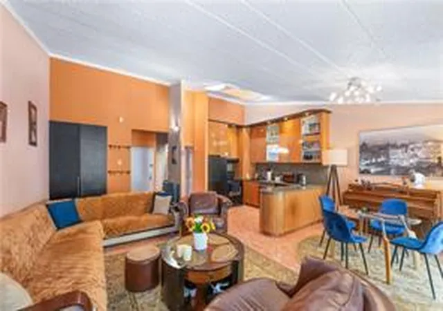 328-101st-street-36-e-brooklyn-ny-11209/hzid_148b66d3