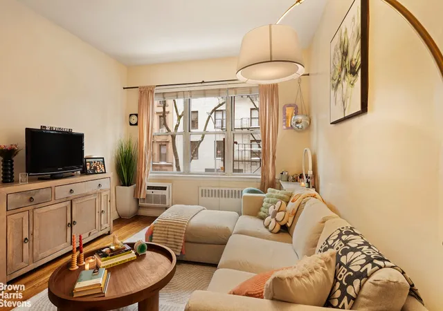 321-e-89th-st-2e-new-york-city-ny-10128/hzid_5abdc481