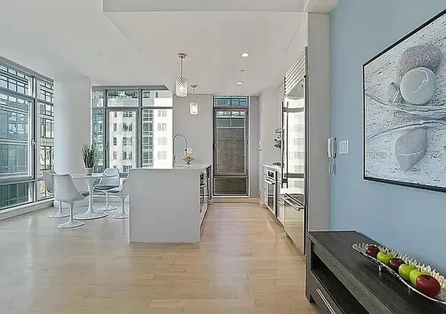 1-northside-piers-5-b-brooklyn-ny-11249/hzid_2d881f33