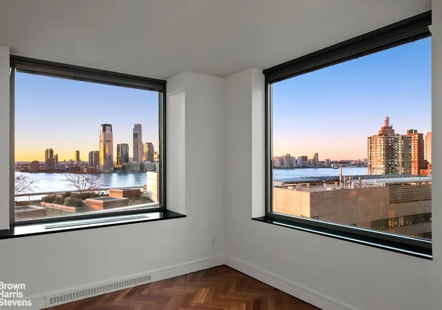 10-little-w-st-15c-new-york-city-ny-10004/hzid_c2fec678