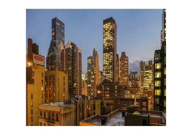 211-e-51st-st-10g-new-york-city-ny-10022/hzid_390de3b5