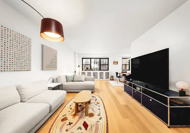 176-e-77th-st-5e-new-york-city-ny-10075/hzid_b8300754