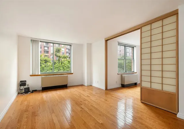 21-s-end-ave-436-new-york-ny-10280/hzid_7406c7da