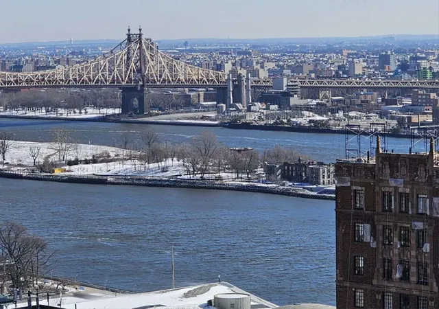 320-e-42nd-st-27th-fl-new-york-city-ny-10017/hzid_02a17983
