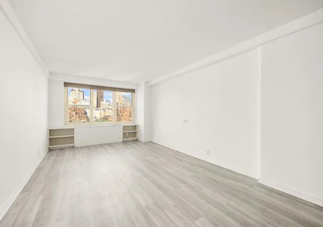 305-e-24th-st-19t-new-york-city-ny-10010/hzid_c5e1847d