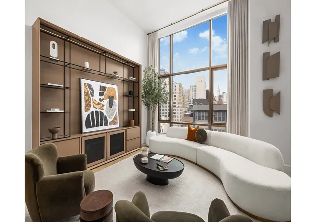 215-e-19th-street-8e-new-york-ny-10003/hzid_c17c9fdb