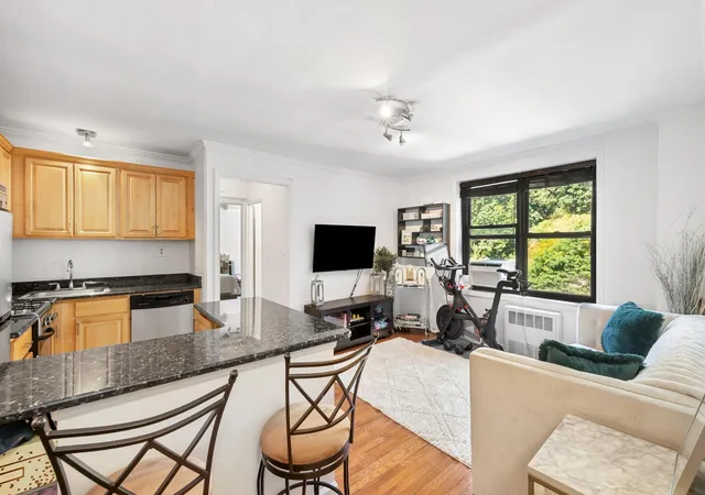 4523-broadway-7-d-new-york-city-ny-10040/hzid_3ce9fc90