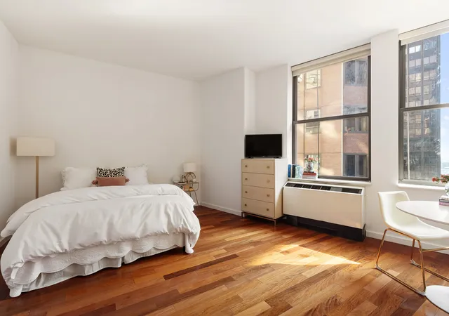 1-wall-st-ct-ph04-new-york-ny-10005/hzid_33b6026f