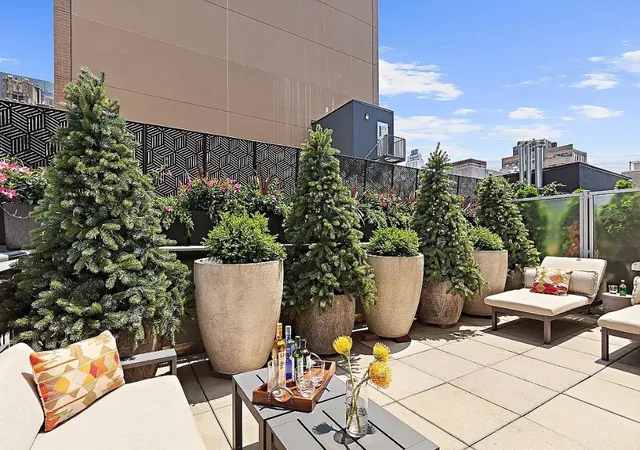 261-w-28th-street-10d-new-york-city-ny-10001/hzid_a4cedd21