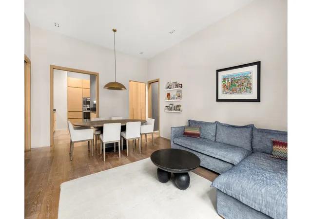 105-chambers-st-2c-new-york-ny-10007/hzid_ef105fa8