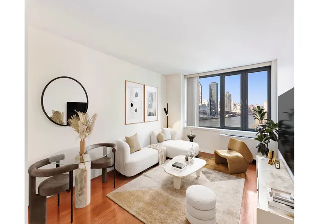 455-main-st-11g-new-york-city-ny-10044/hzid_fa935a2b