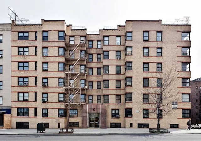 860-grand-concourse-7f-new-york-city-ny-10451/hzid_99fe3dc4
