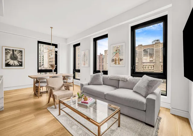 242-broome-st-8a-new-york-city-ny-10002/hzid_21b9a968