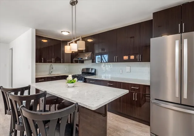 60-11-broadway-5e-woodside-ny-11377/hzid_a8c220ed