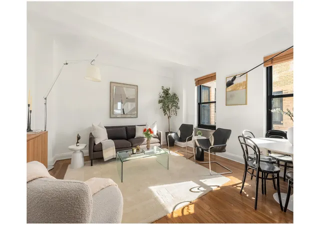 300-w-23rd-st-14m-new-york-city-ny-10011/hzid_98e895e6