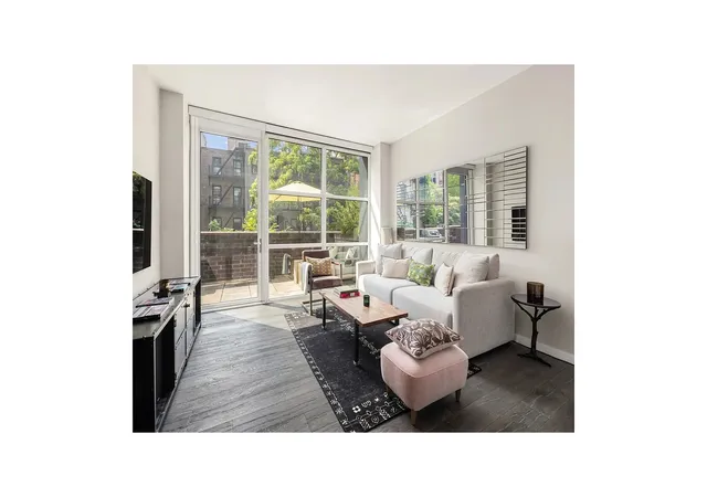 250-bowery-3c-new-york-city-ny-10012/hzid_151375d1