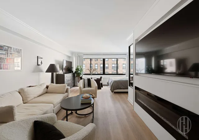200-e-78th-street-7e-new-york-city-ny-10075/hzid_c46bcdaf