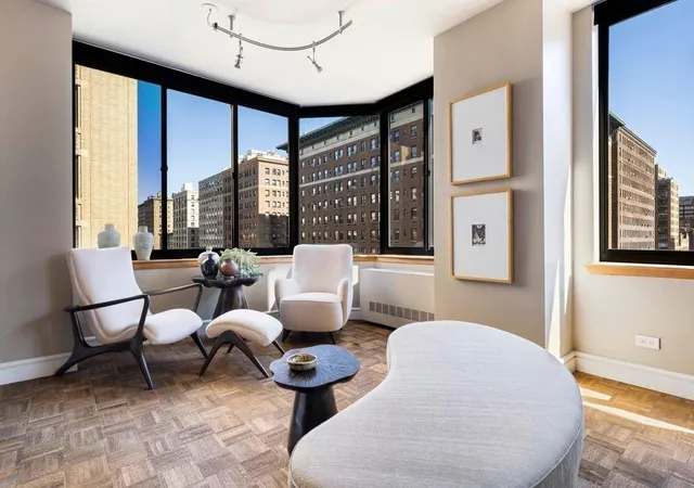 250-w-89th-street-8g-new-york-city-ny-10024/hzid_b6e9ef26