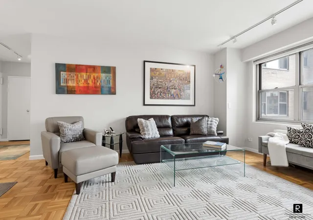 400-e-56th-street-16-k-new-york-city-ny-10022/hzid_248a5c2c