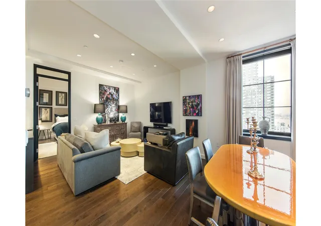425-w-50th-street-12k-new-york-city-ny-10019/hzid_b1c72922