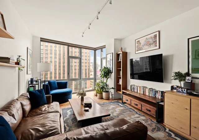 100-jay-st-17h-brooklyn-ny-11201/hzid_a3244bf9