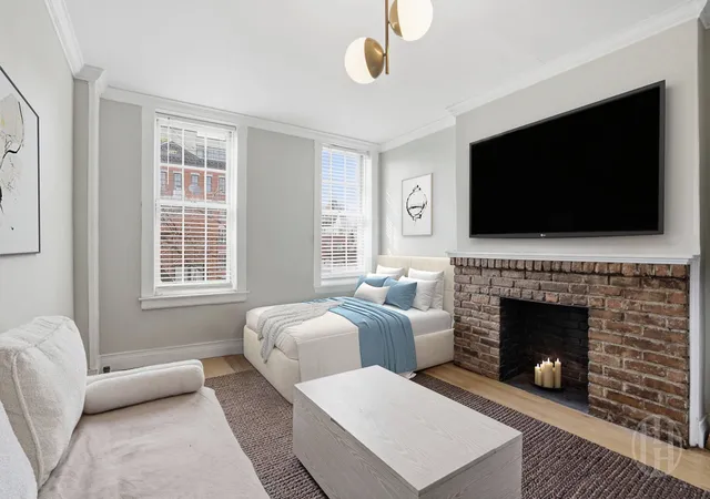 354-w-12th-street-4d-new-york-city-ny-10014/hzid_3da102de