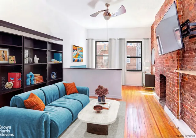218-e-82nd-st-5rw-new-york-city-ny-10028/hzid_5ea60686
