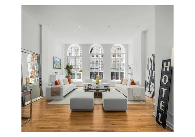 508-broadway-new-york-city-ny-10012/hzid_d6f793ef